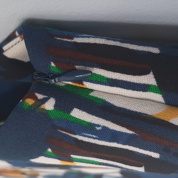 Abstract Design Dress - Picture 3 of 8